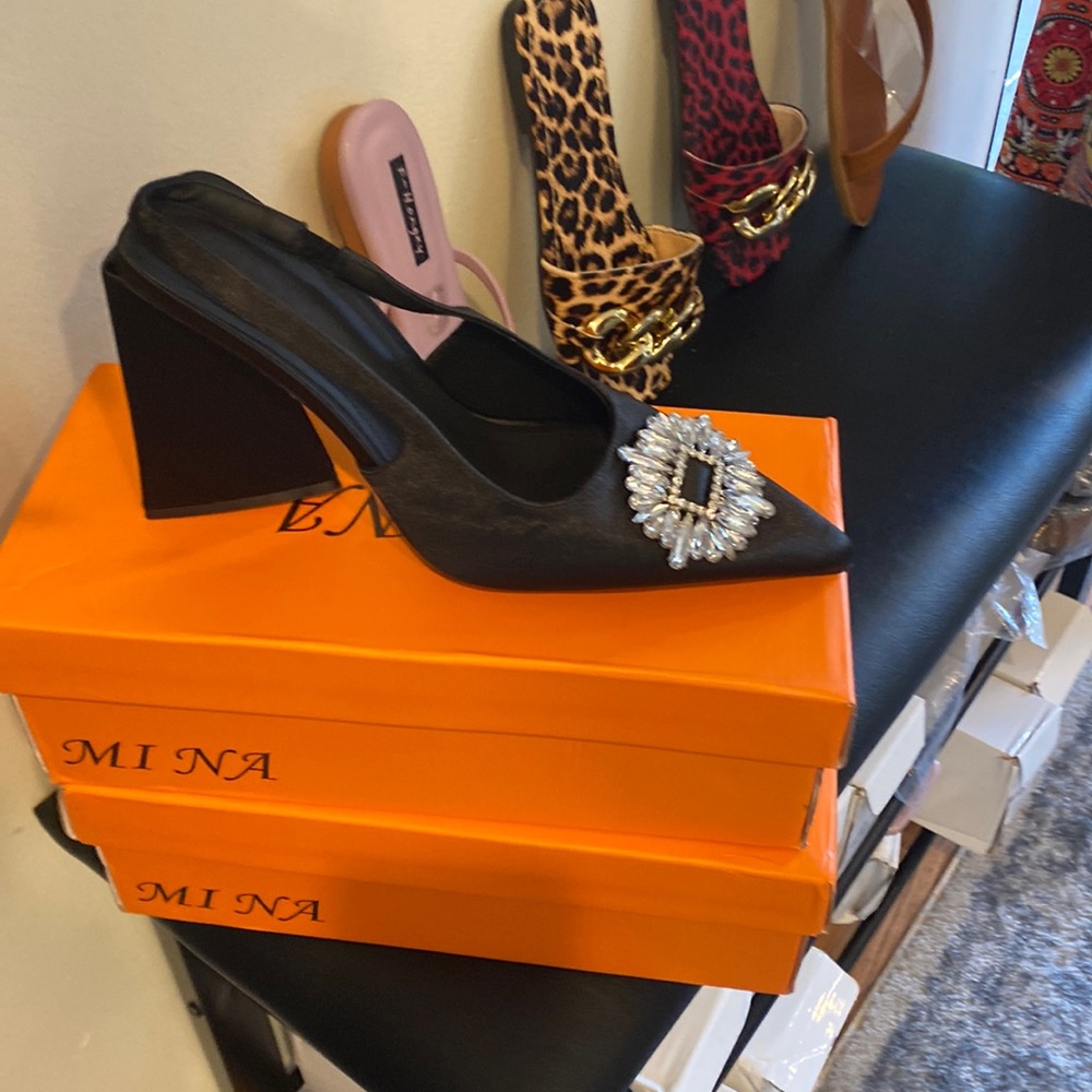 MINA Women Black Slingback With Decor Bow